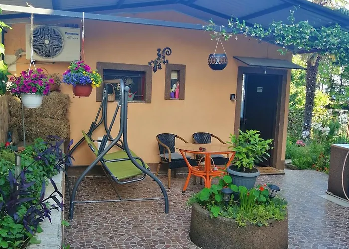 Little Garden House 里耶卡